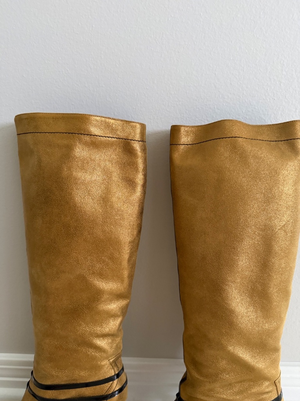 Vintage CHANEL Gold Leather CC Pearl Boots | Euro 39.5 - Picture 4 of 10
